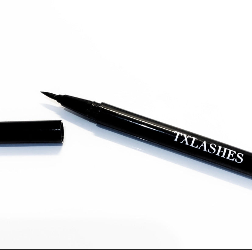 Eyeliner adhesive